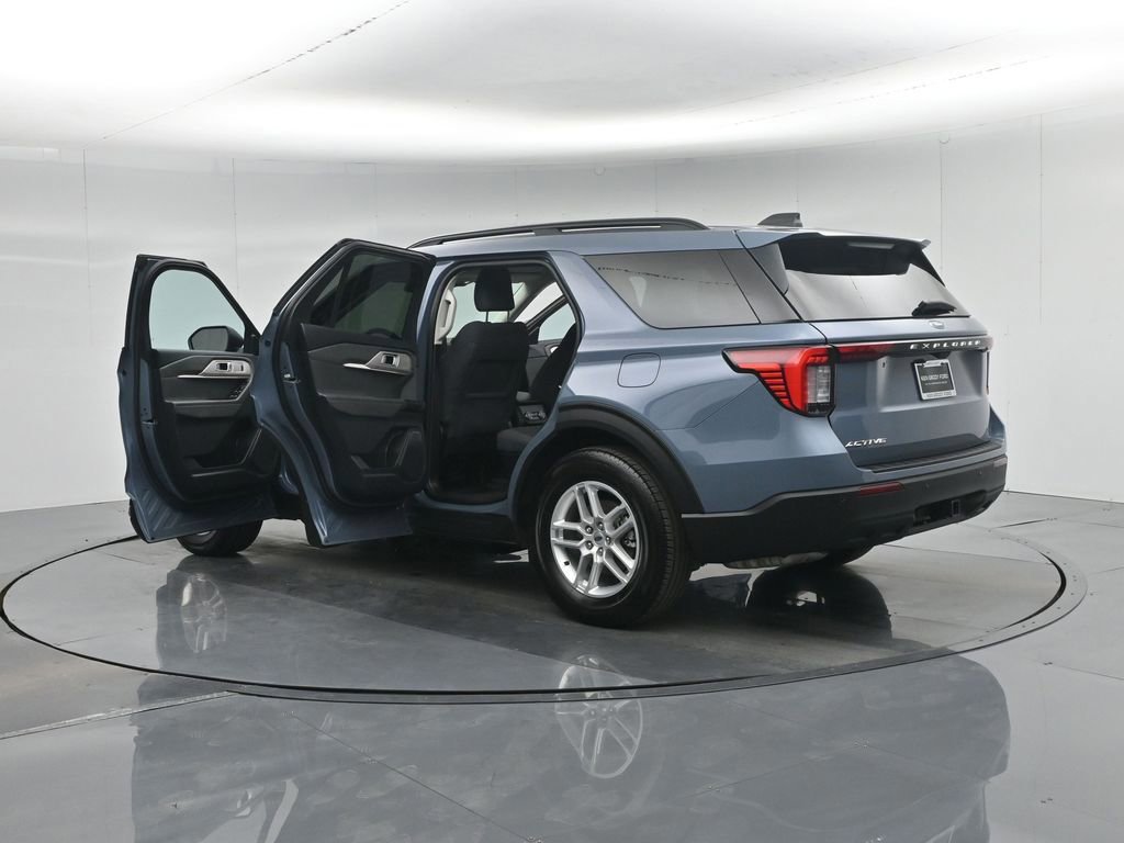 Certified 2025 Ford Explorer Active RWD image 58
