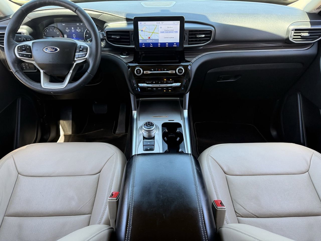 Certified 2022 Ford Explorer Limited w/ Equipment Group 301A image 10