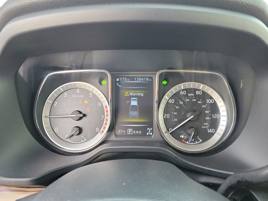 Used 2017 Nissan Titan SL image 25