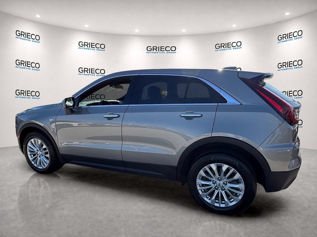 Used 2024 Cadillac XT4 Luxury FWD image 5