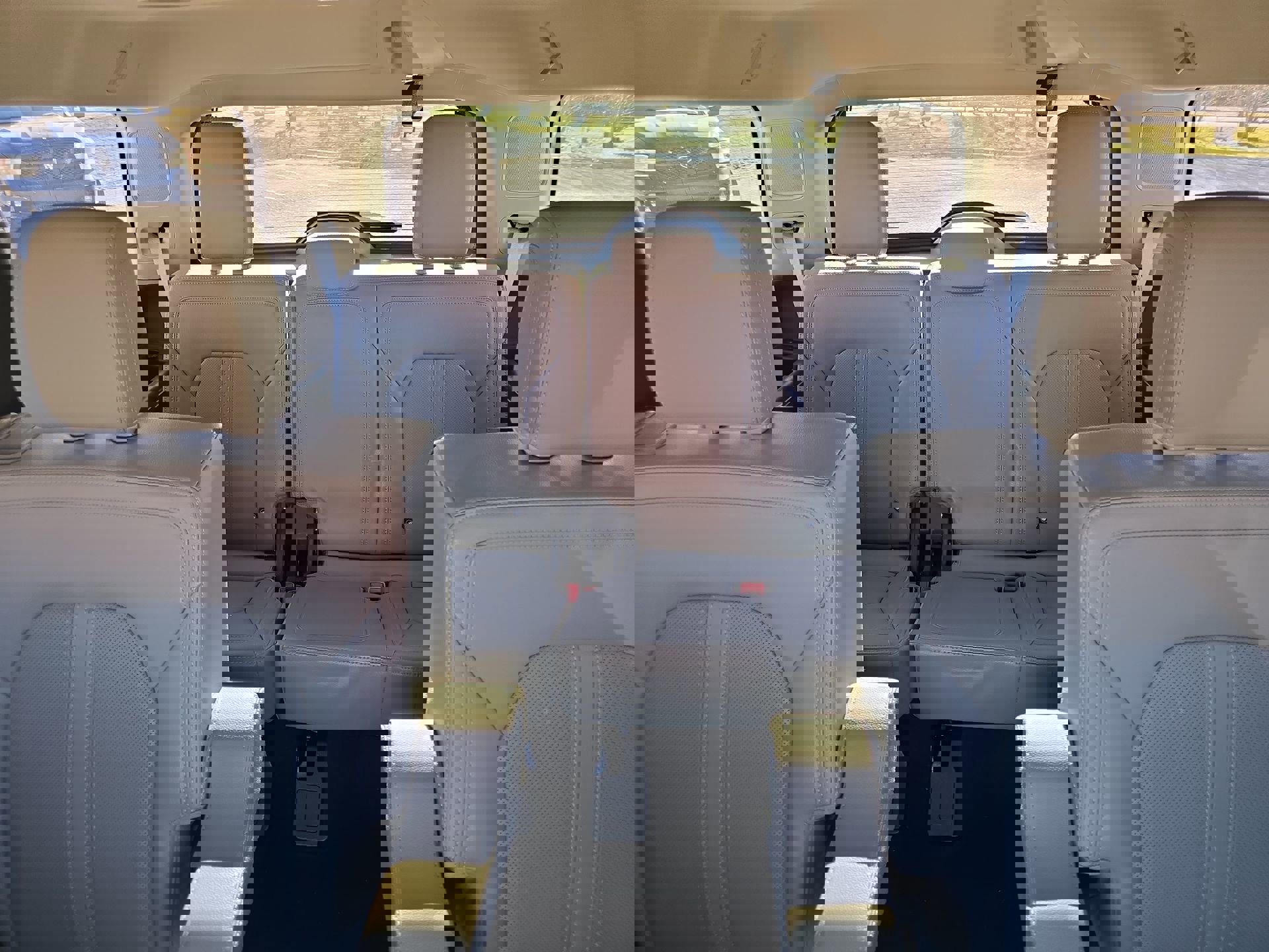 Certified 2021 Ford Expedition Limited image 23