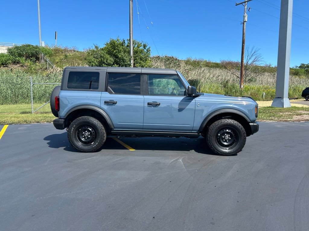 Certified 2023 Ford Bronco Black Diamond AWD/4WD image 5