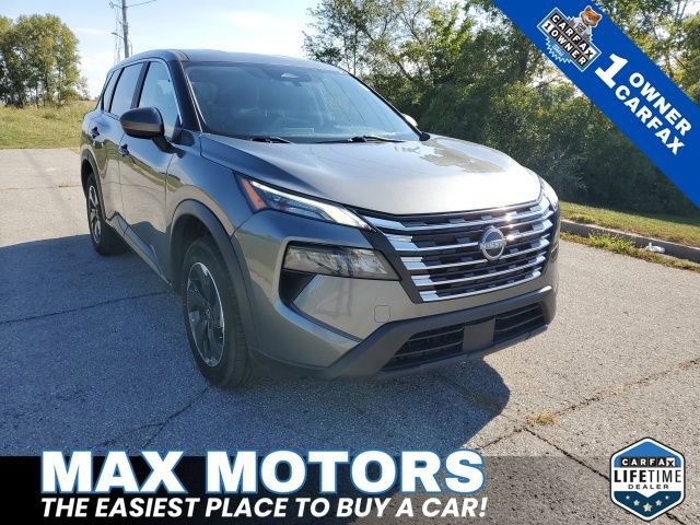 Used 2024 Nissan Rogue SV image 7