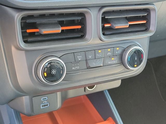 Certified 2022 Ford Maverick XLT w/ Equipment Group 300A Standard AWD/4WD image 13