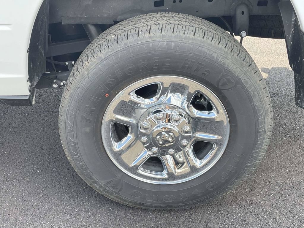 Used 2025 RAM 2500 Tradesman AWD/4WD image 9