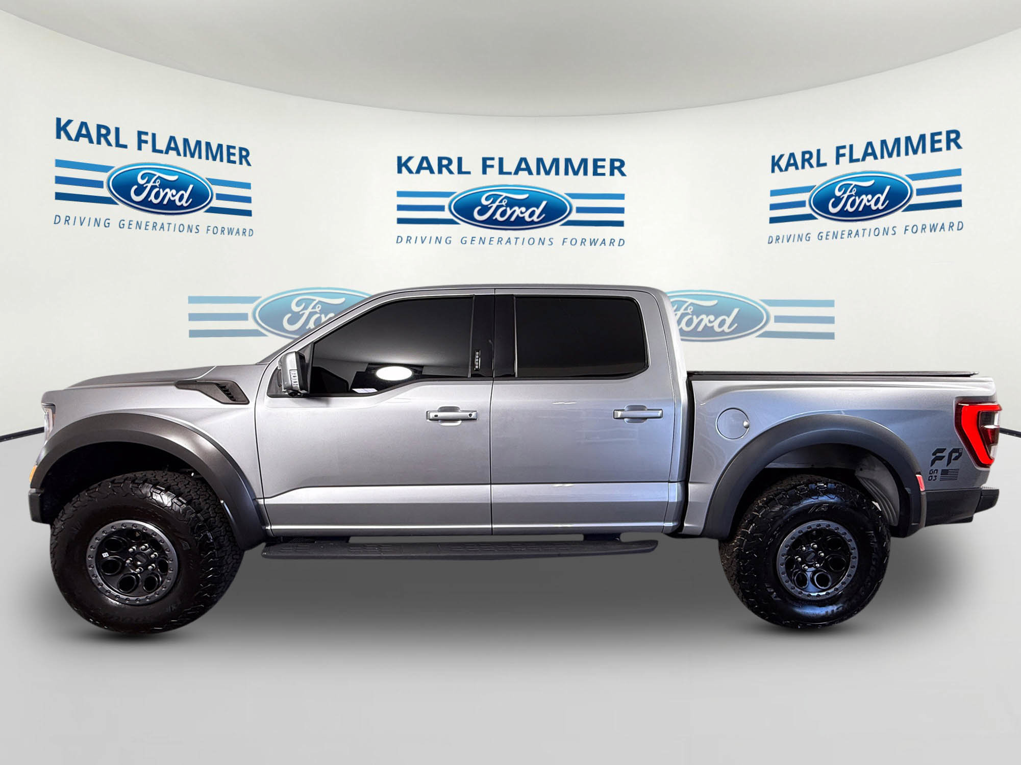 Certified 2022 Ford F150 Raptor w/ Convenience Package AWD/4WD image 4