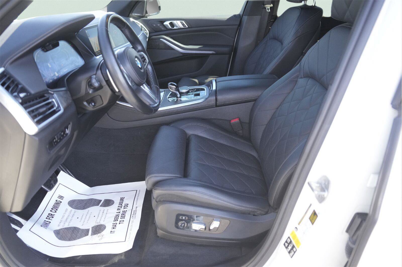 Used 2023 BMW X5 xDrive40i w/ M Sport Package AWD/4WD image 9