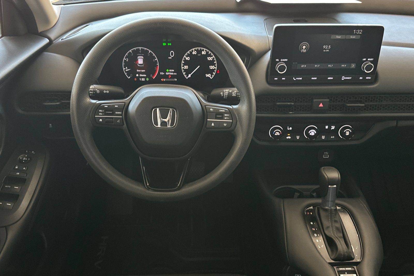 Used 2025 Honda HR-V LX image 13