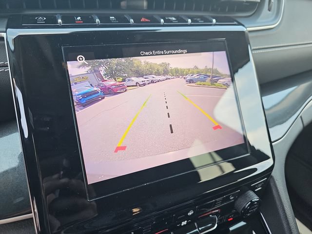 Used 2023 Jeep Grand Cherokee L Laredo w/ Luxury Tech Group I AWD/4WD image 29
