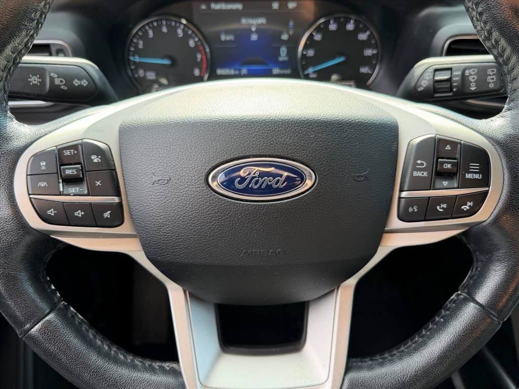 Certified 2021 Ford Explorer XLT w/ Equipment Group 202A AWD/4WD image 13