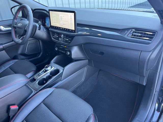 Certified 2023 Ford Escape ST-Line w/ Tech Pack #1 FWD image 38