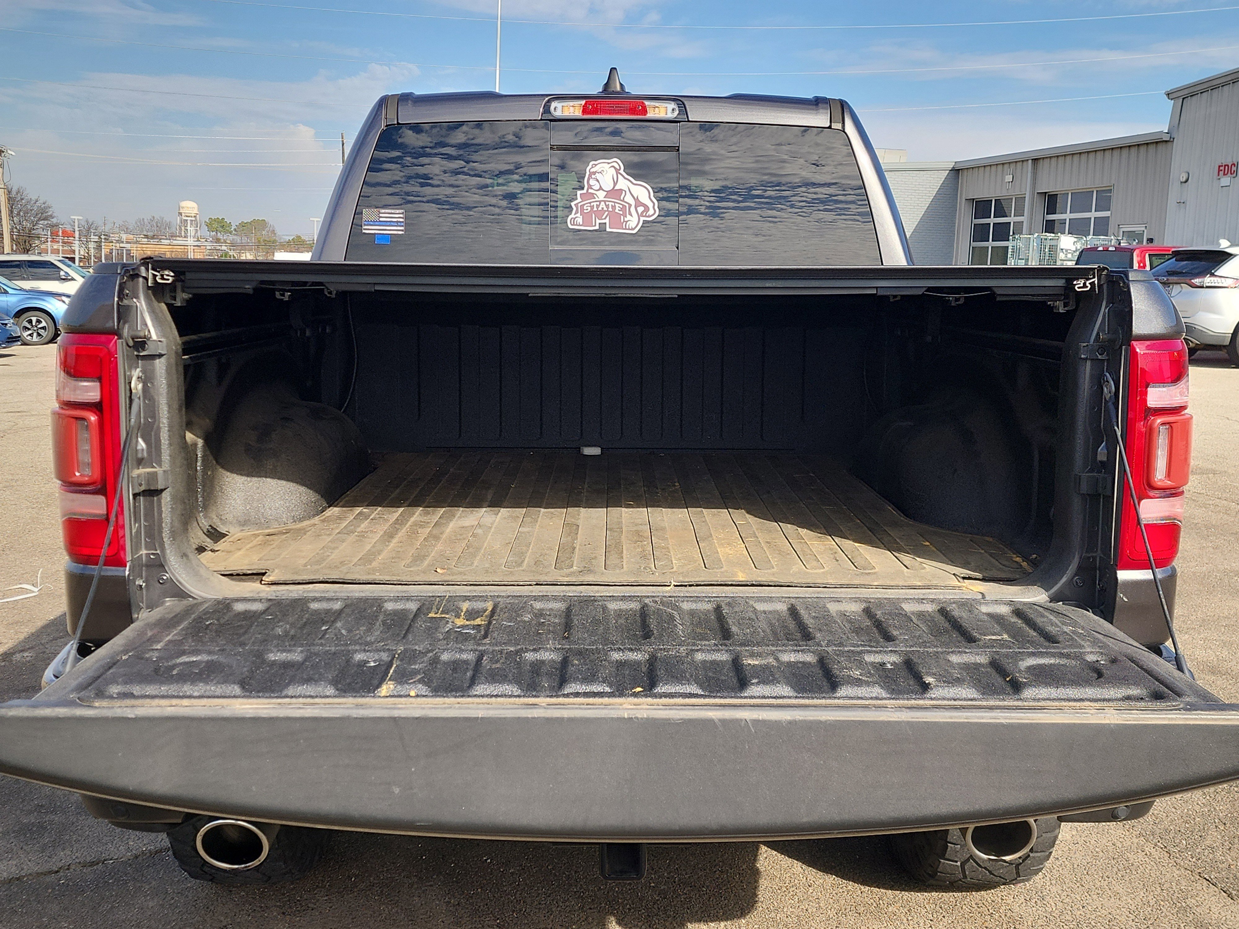 Used 2019 RAM 1500 Laramie image 14