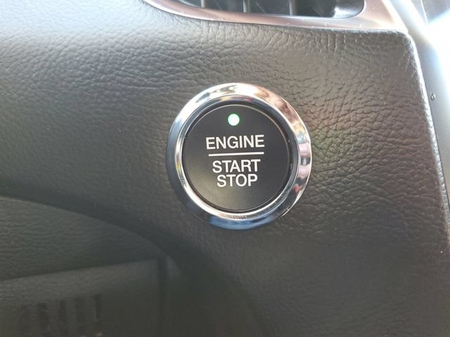 Certified 2024 Ford Edge Titanium AWD/4WD image 22