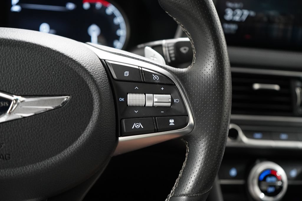 Used 2023 Genesis G70 2.0T AWD/4WD image 21