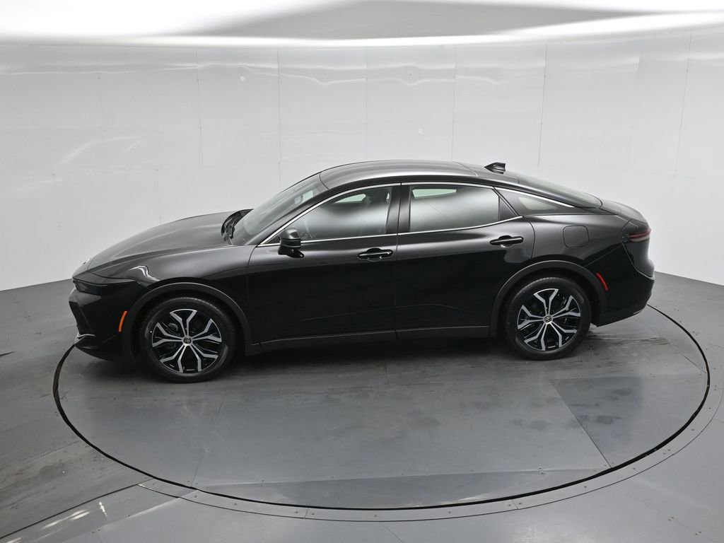 Used 2024 Toyota Crown Limited image 40