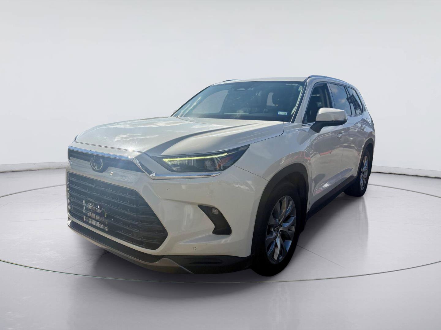 Used 2024 Toyota Grand Highlander FWD image 5