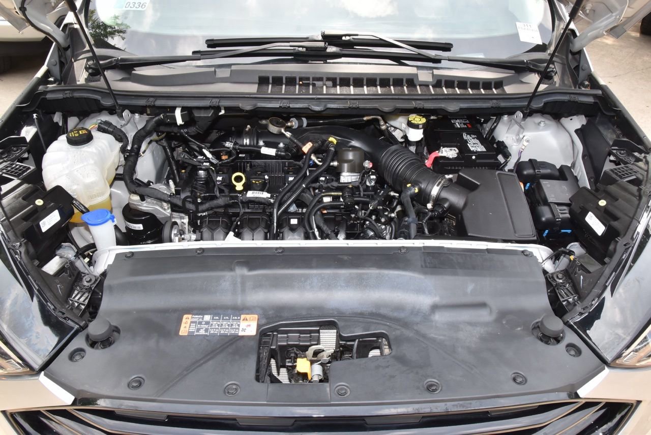 Certified 2023 Ford Edge SE w/ Black Appearance Package image 36