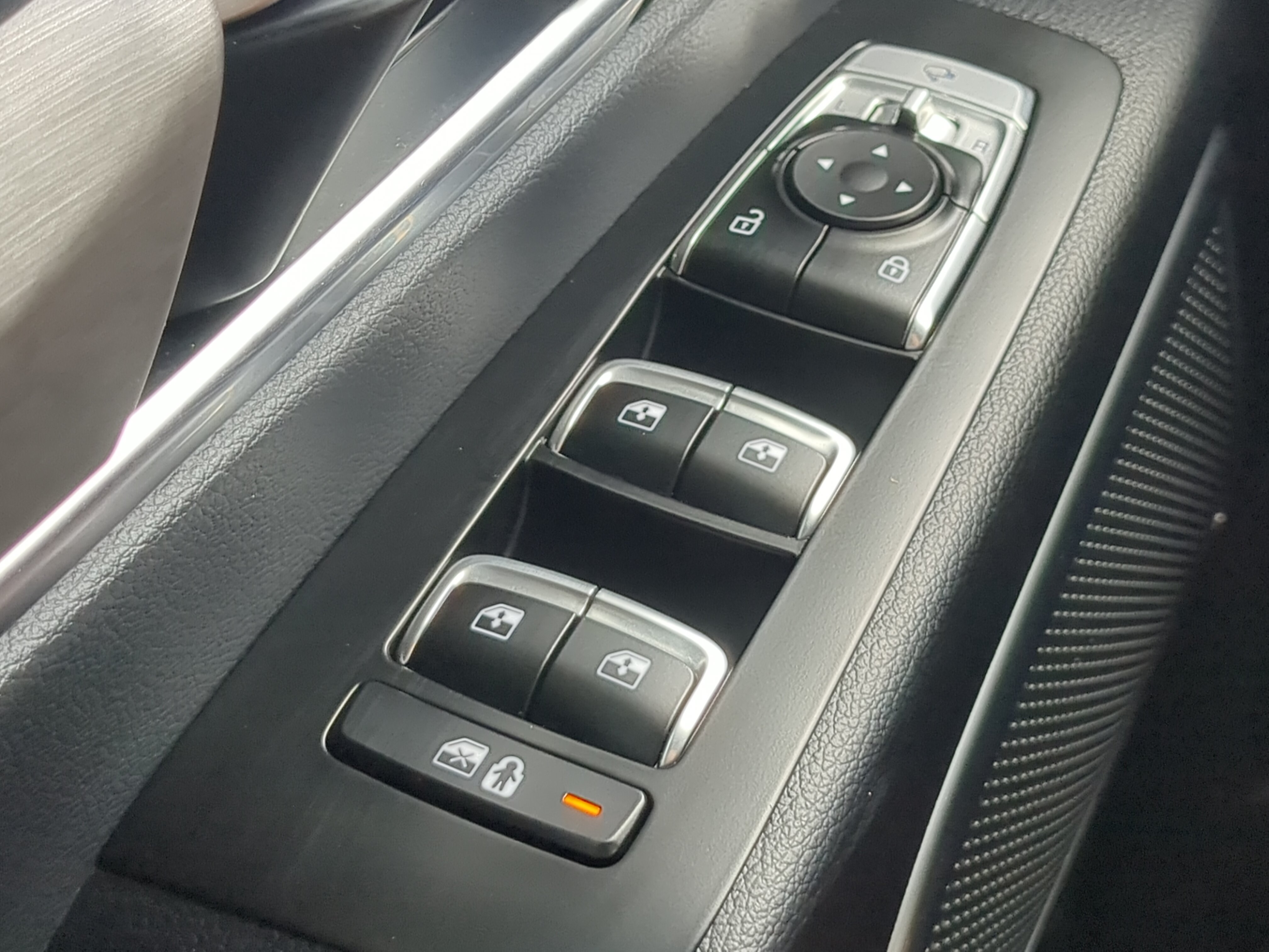 Used 2024 Kia Telluride SX Prestige X-Line AWD/4WD image 23