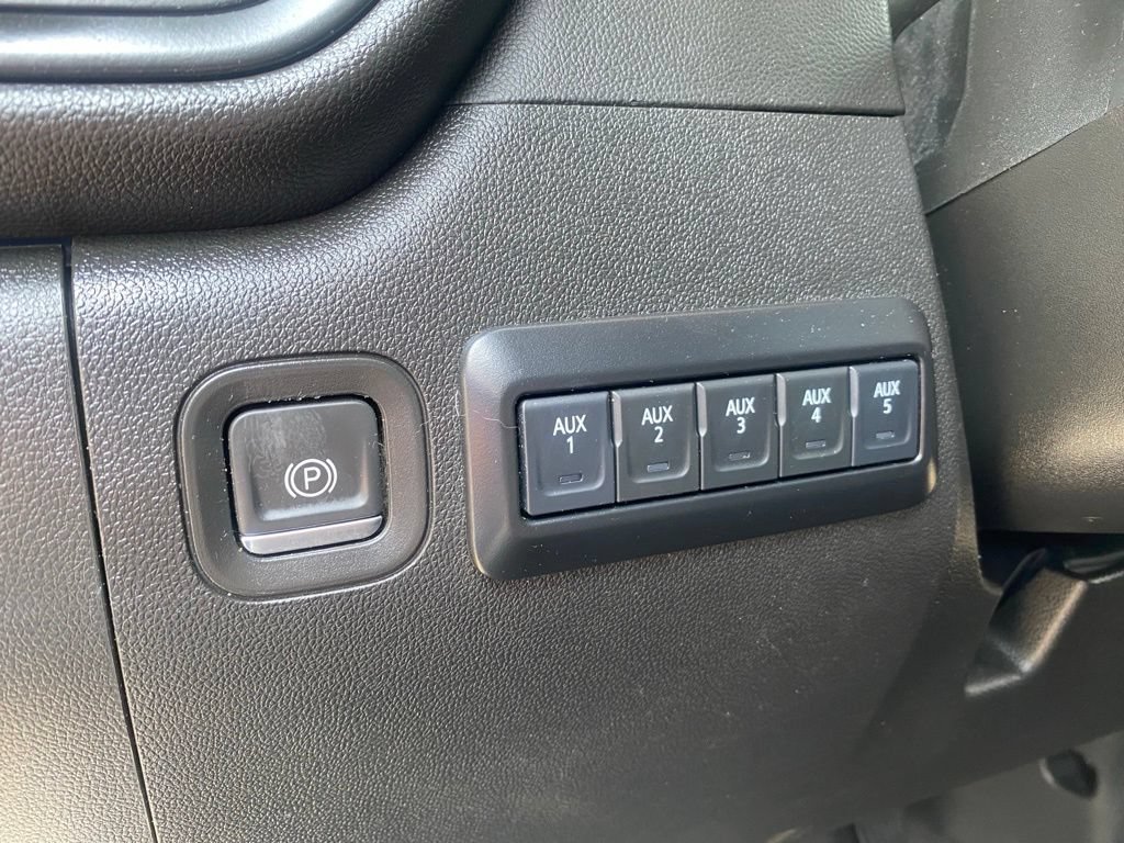 Used 2024 Chevrolet Silverado 3500 W/T w/ WT Convenience Package AWD/4WD image 18