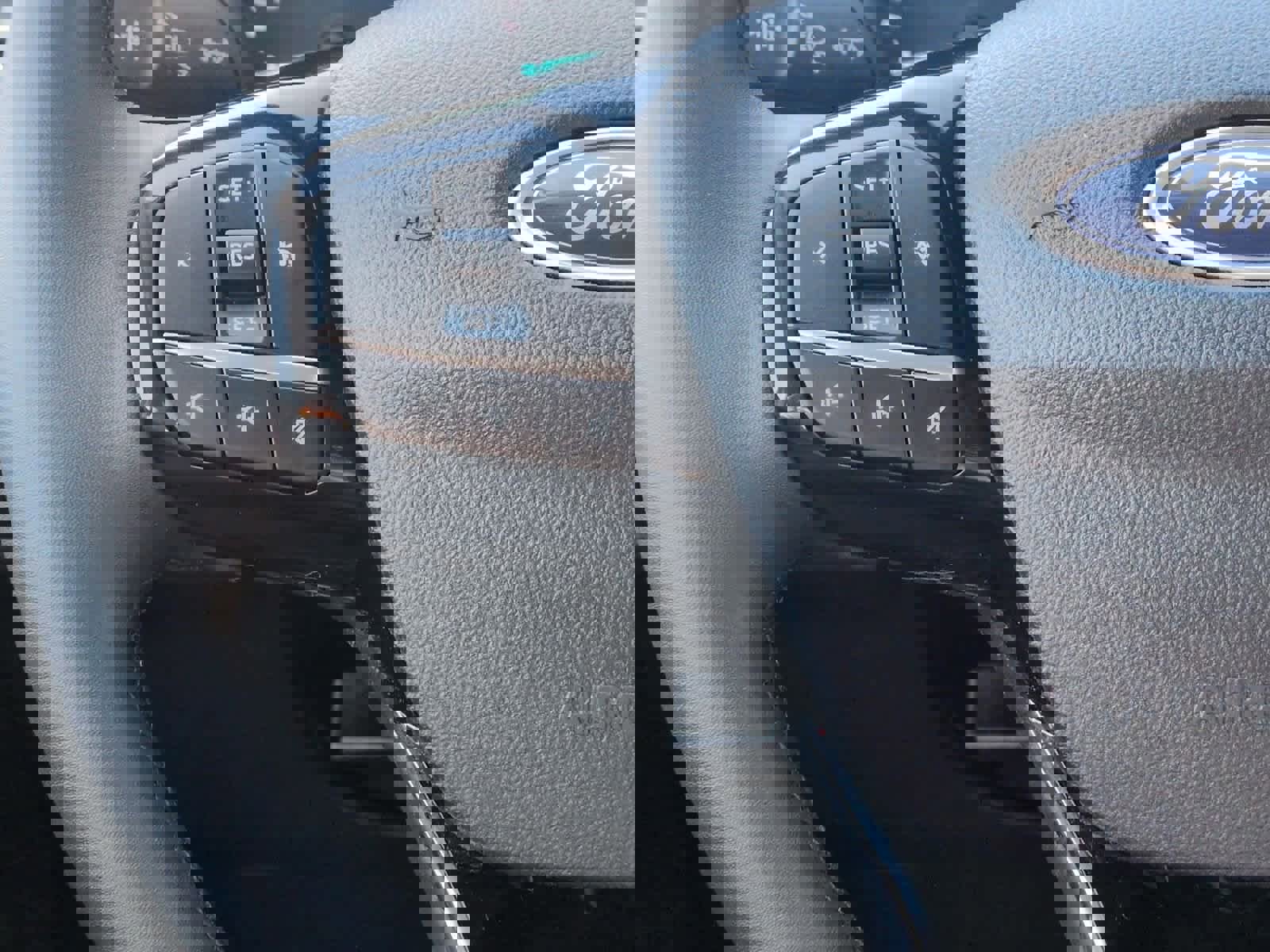 Certified 2022 Ford Escape SEL image 24