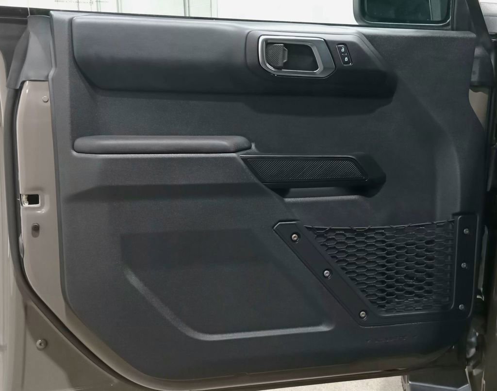 Certified 2025 Ford Bronco Outer Banks image 26