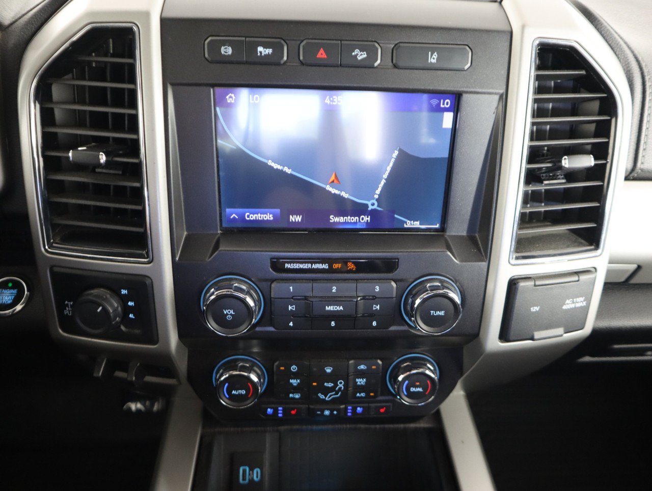 Certified 2020 Ford F250 Lariat w/ Lariat Ultimate Package AWD/4WD image 26