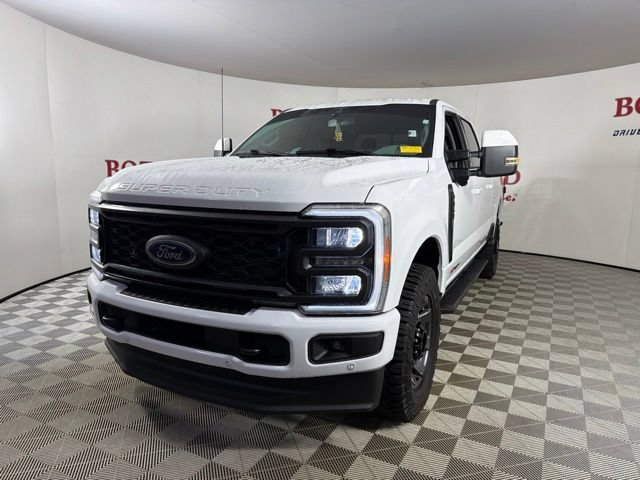 Certified 2023 Ford F350 Lariat w/ Lariat Ultimate Package AWD/4WD image 4