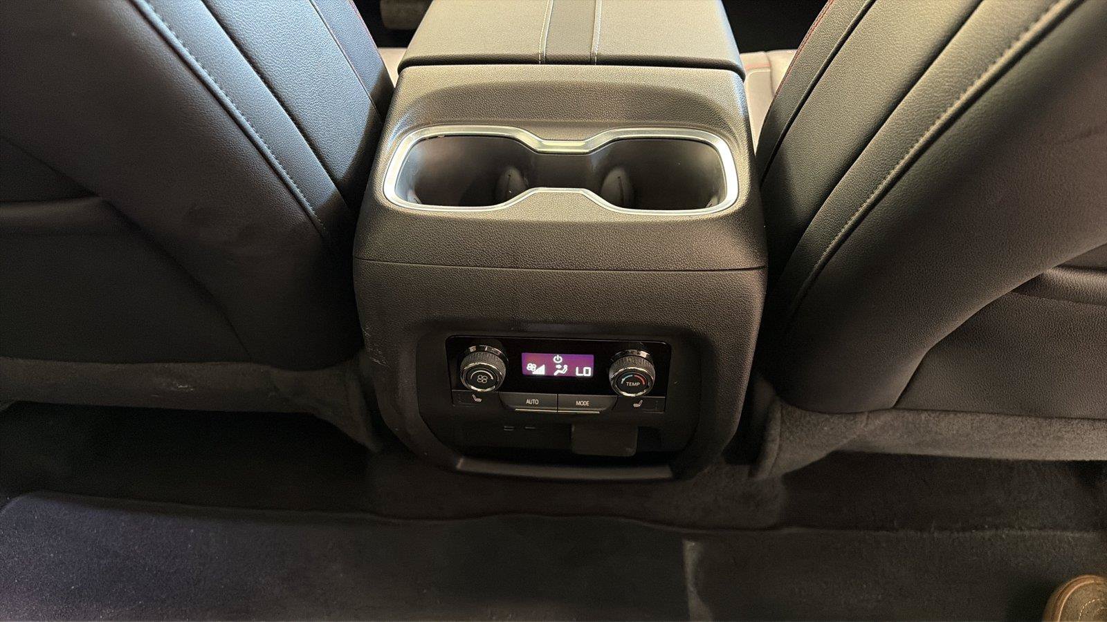 Used 2024 Chevrolet Traverse RS AWD/4WD image 24