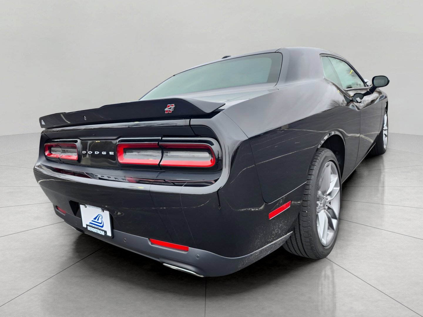 Used 2023 Dodge Challenger GT image 7