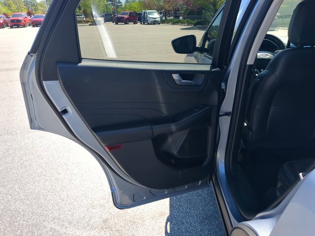 Certified 2022 Ford Escape SEL w/ Technology Package FWD image 29