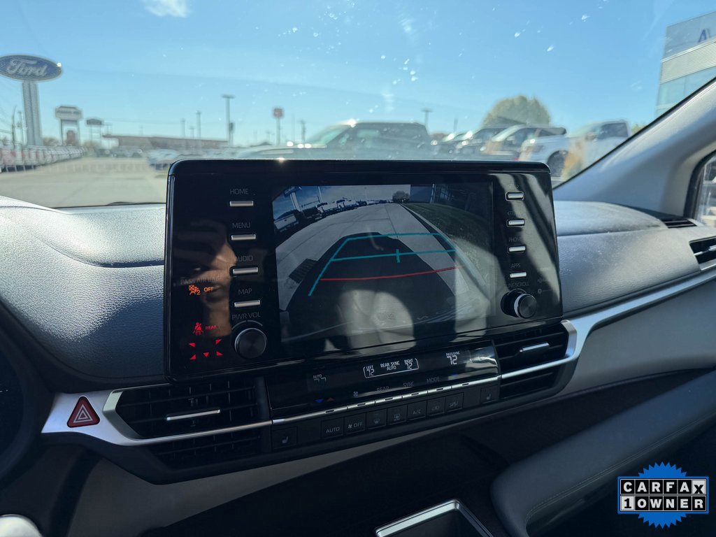 Used 2024 Toyota Sienna XLE image 29