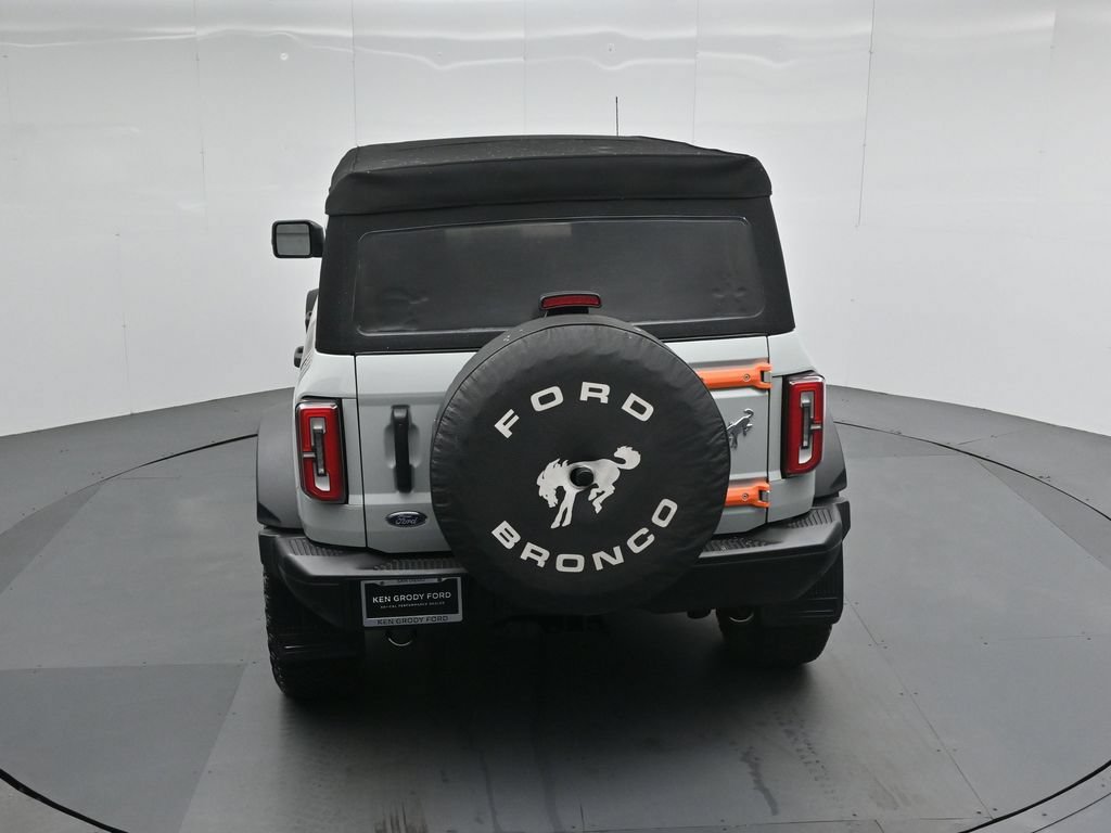 Certified 2023 Ford Bronco Badlands w/ Sasquatch Package AWD/4WD image 41