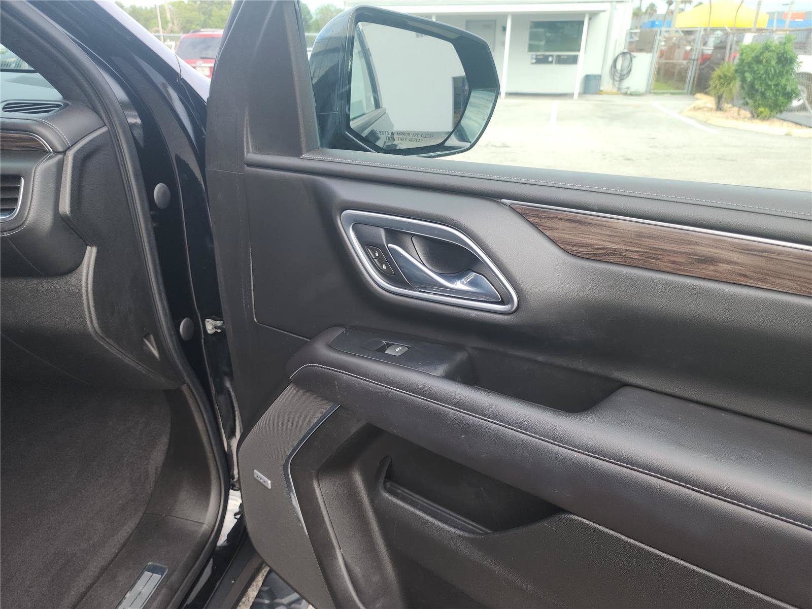 Used 2021 Chevrolet Tahoe Z71 AWD/4WD image 28