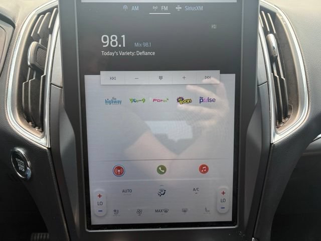 Certified 2024 Ford Edge Titanium AWD/4WD image 29
