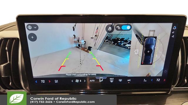 Certified 2025 Ford Expedition Platinum image 18