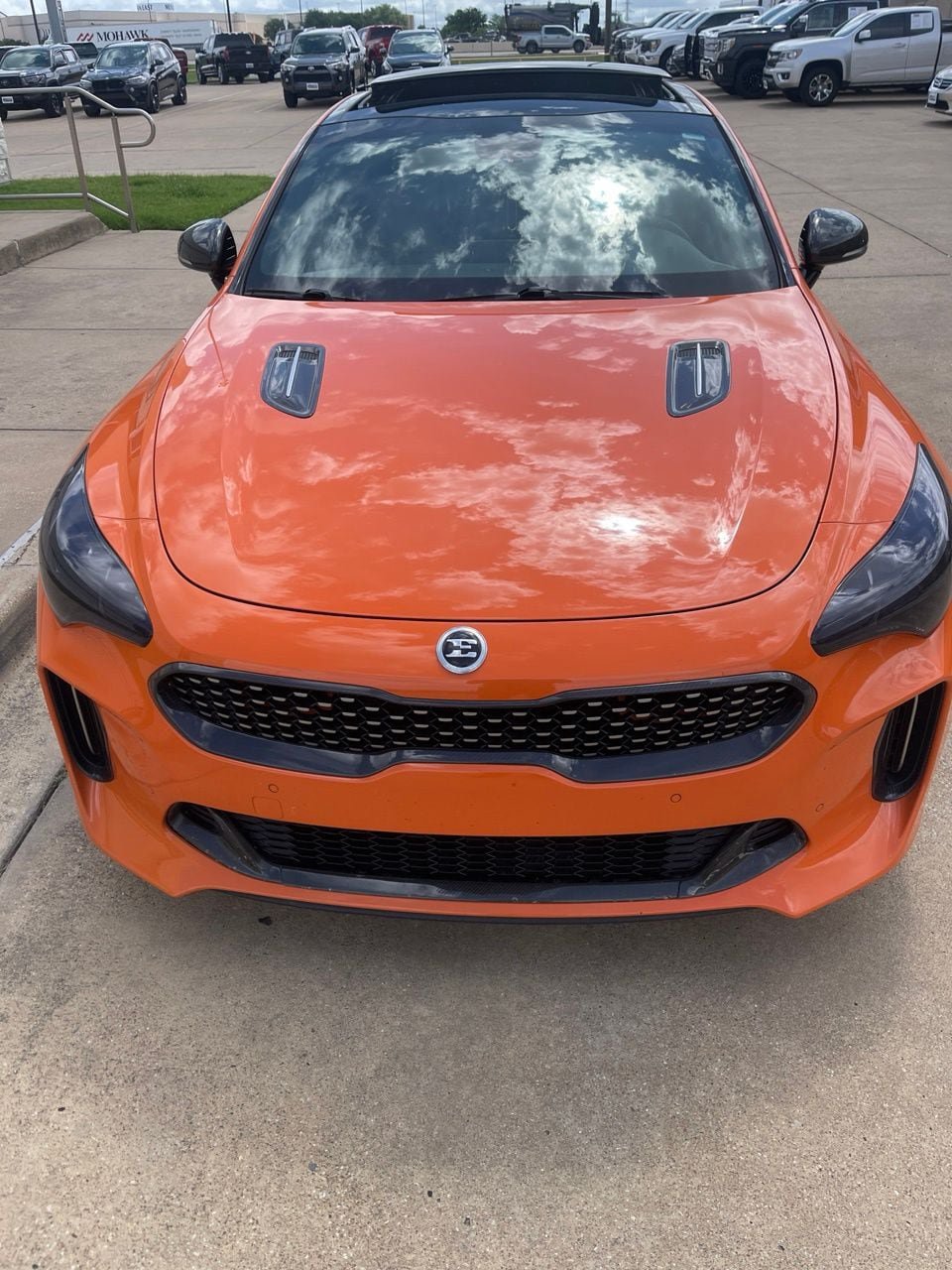 Used 2019 Kia Stinger GTS RWD image 1