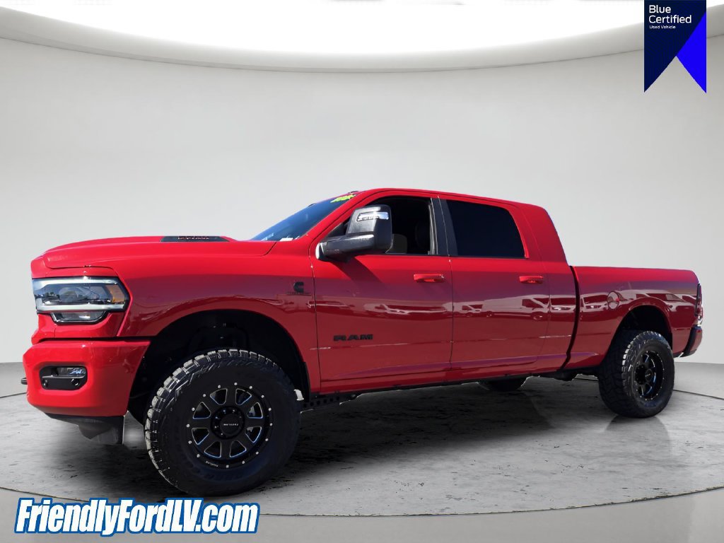 Used 2024 RAM 2500 Laramie w/ Night Edition AWD/4WD image 2