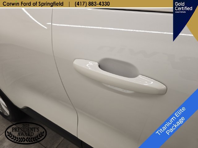 Certified 2022 Ford Escape Titanium w/ Titanium Elite Package AWD/4WD image 10