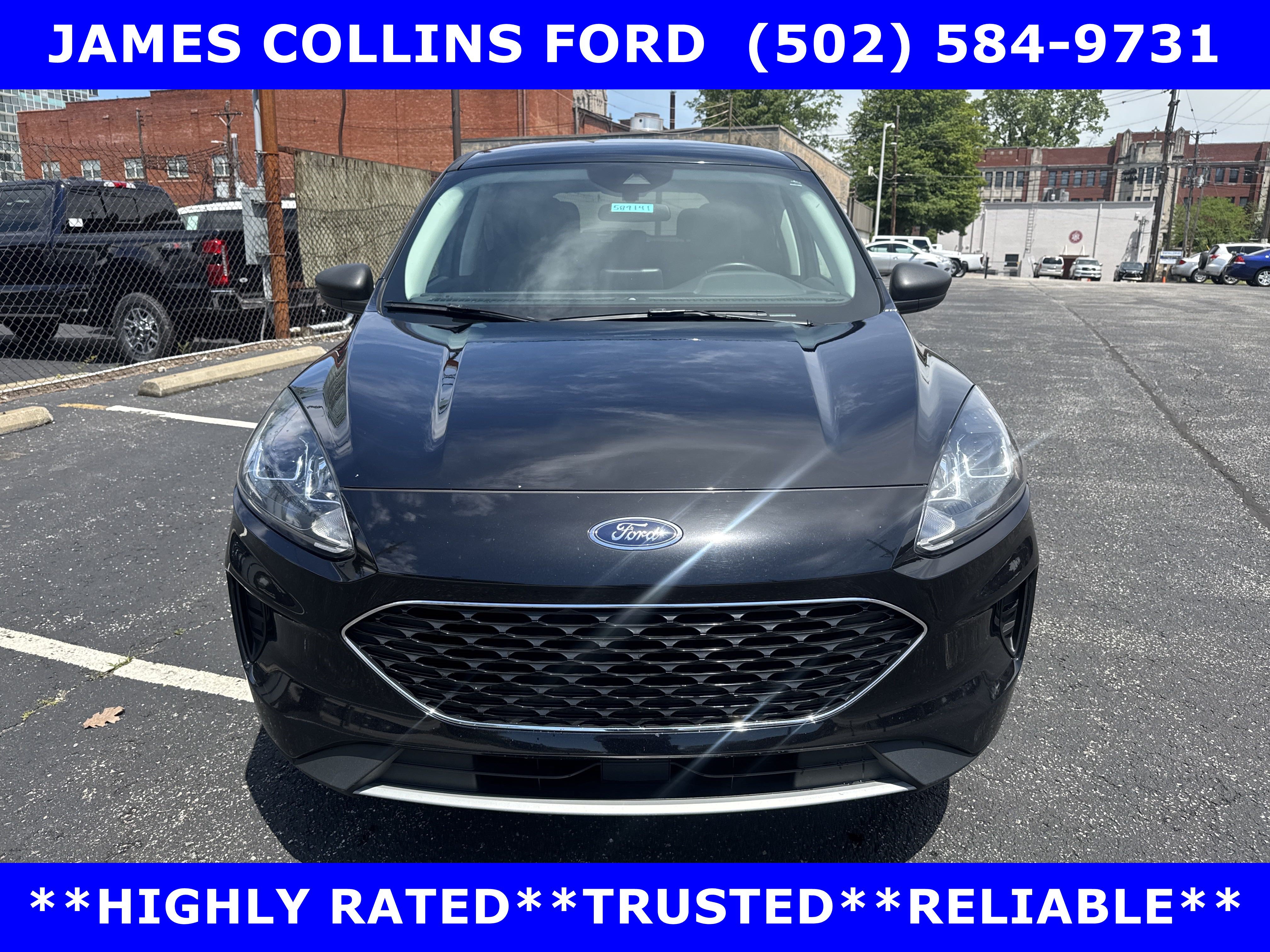 Certified 2022 Ford Escape SE w/ Cold Weather Package AWD/4WD image 7