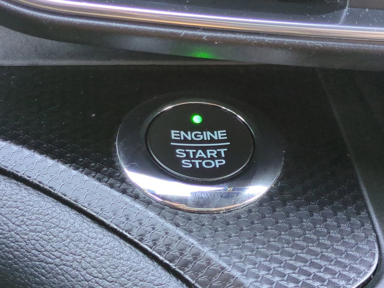 Certified 2020 Ford Explorer ST w/ ST Street Pack image 29