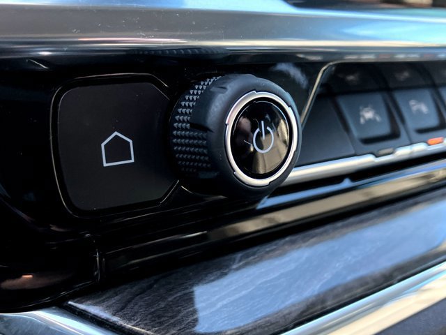 Used 2024 Chevrolet Silverado 1500 LTZ w/ Technology Package image 34