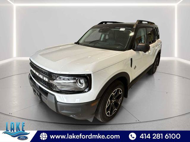 Certified 2025 Ford Bronco Sport Outer Banks w/ Outer Banks Tech Package+ AWD/4WD image 3
