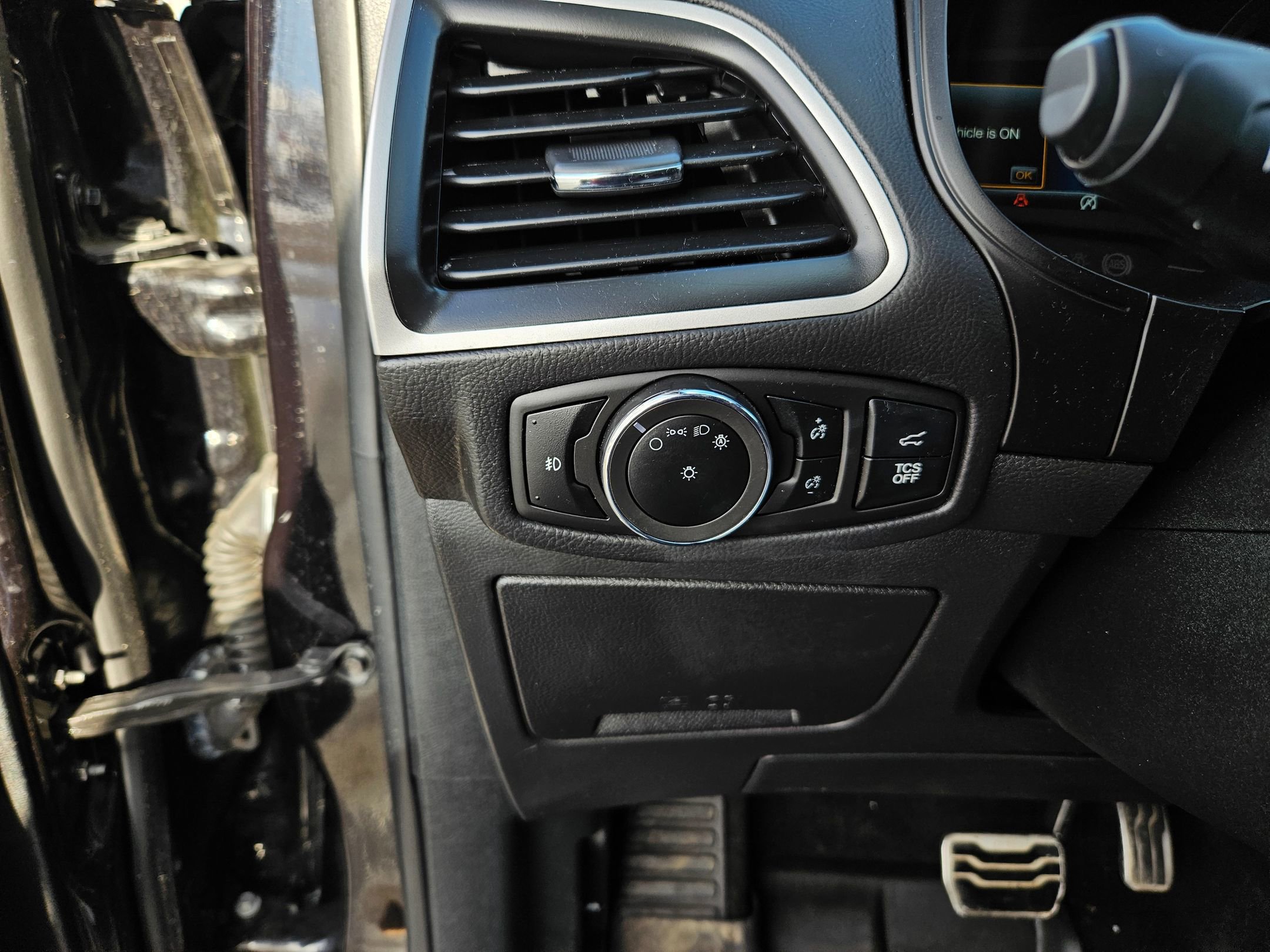 Certified 2024 Ford Edge ST-Line image 16