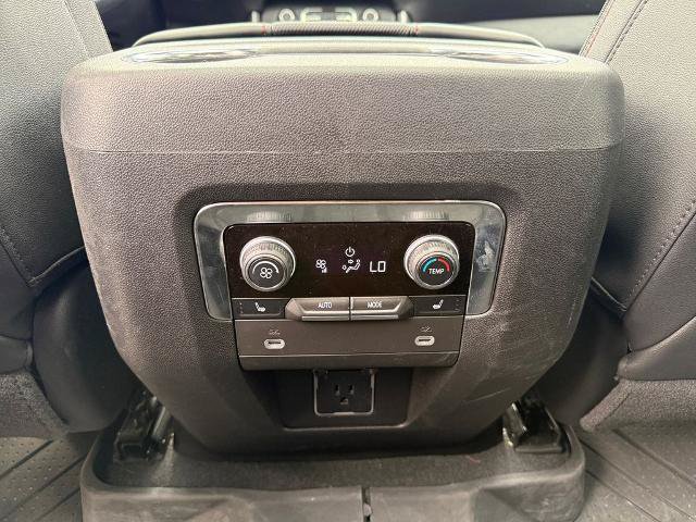 Used 2024 Chevrolet Tahoe RST w/ Luxury Package AWD/4WD image 36