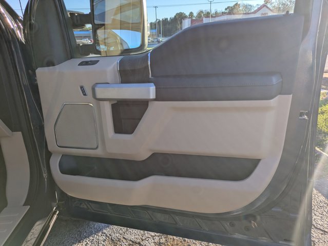 Certified 2021 Ford F250 Lariat w/ Lariat Ultimate Package image 33