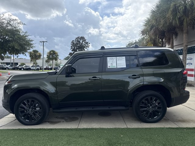 Used 2024 Lexus GX 550 w/ Cold Area Package AWD/4WD image 7