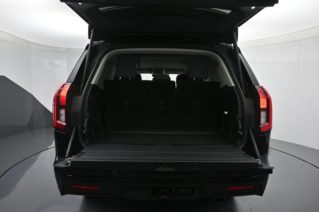 Certified 2025 Ford Expedition Active AWD/4WD image 25
