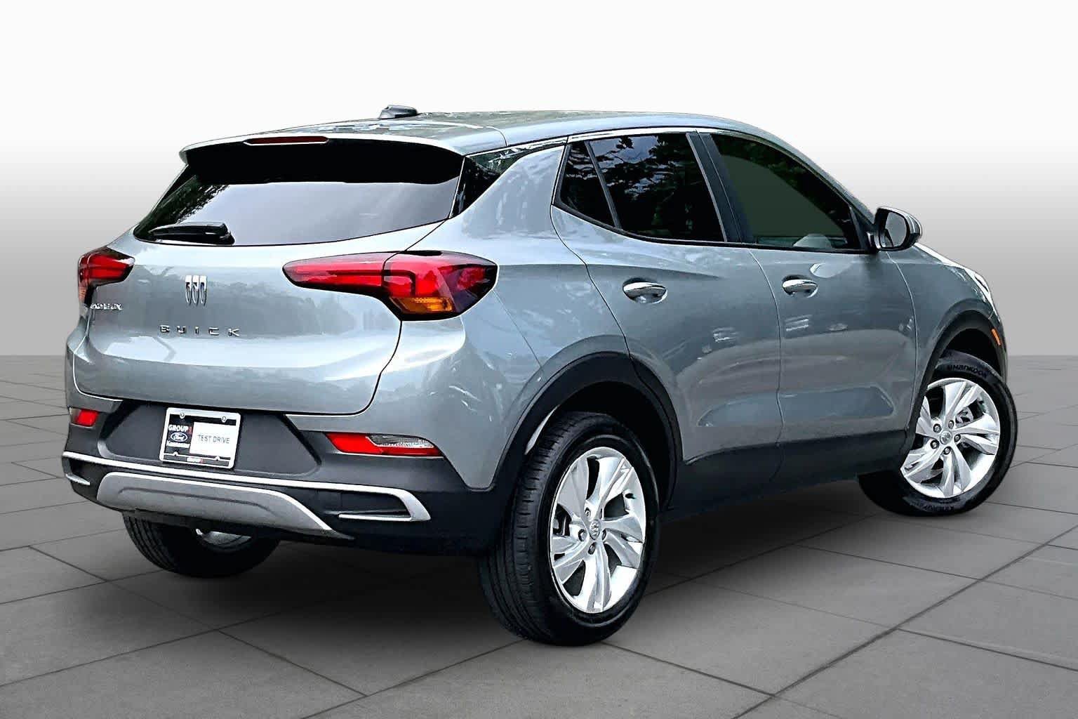 Used 2024 Buick Encore GX Preferred FWD image 13