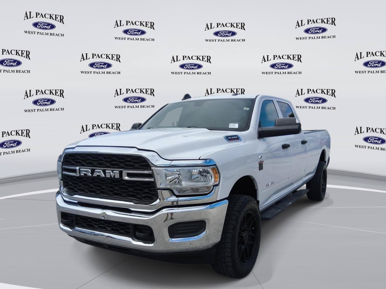 Used 2022 RAM 3500 Tradesman w/ Chrome Appearance Group