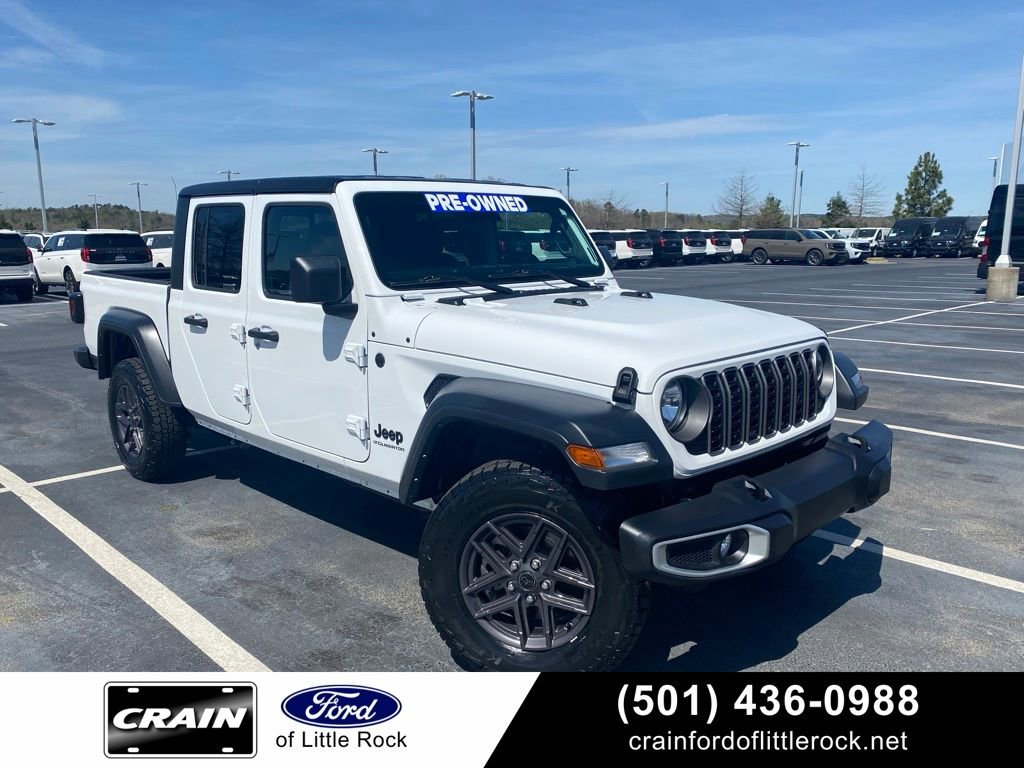 Used 2025 Jeep Gladiator Sport image 1